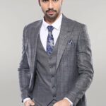 Grey Vested Checked Suit - Wessi