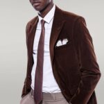 Wide Peak Lapel Velvet Brown Men Blazer - Wessi