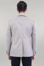 2-Button-Bag-Pocket-Cream-Jacket-Wessi-3