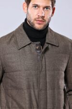Bag-Pocket-Quilting-With-Zipper-Beige-Coat-Wessi-1