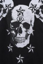 Black-Skulls-Printed-Sweatshirt-Wessi-1