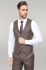 Brown-Checked-Suit-Wessi-4