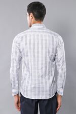 Casual-Plaid-White-Shirt-Wessi-Wessi-3