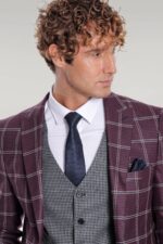Checked-Patterned-Slim-Fit-Burgundy-Men-Suit-Wessi-2