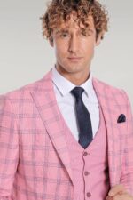 Checked-Patterned-Slim-Fit-Pink-Men-Suit-Wessi-2