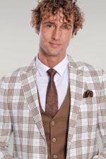 Checked-Slim-Fit-Brown-Men-Suit-Wessi-2