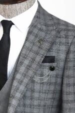 Checked-Vested-Grey-Men-Suit-Wessi-4