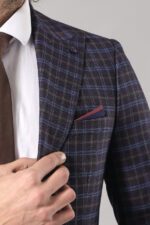 Double-Breasted-Plaid-Burgundy-Blazer-Wessi-1