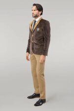 Furry-Light-Beige-Blazer-Wessi-2