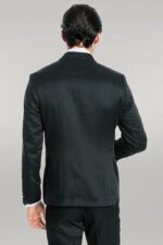 Green-Modeled-Lapel-Tuxedo-Wessi-3