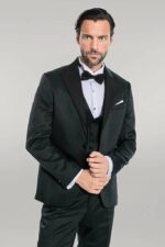 Green-Modeled-Lapel-Tuxedo-Wessi-4