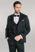Green-Modeled-Lapel-Tuxedo-Wessi-5