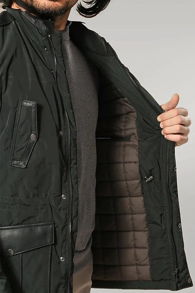 Simply Pleat Jacket in Green