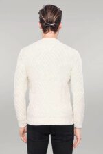 Patterned-Circle-Neck-Cream-Sweater-Wessi-3