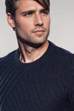 Patterned-Circle-Neck-Navy-Sweater-Wessi-1