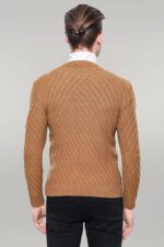 Patterned-Circle-Neck-Tawny-Sweater-Wessi-3