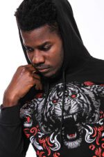 Patterned-Slim-Fit-Black-Hooded-Sweatshirt-Wessi-1