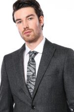 Peak-Lapel-Dark-Grey-Blazer-Wessi-1
