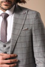 Plaid-Black-Blazer-with-Grey-Vest-Wessi-1