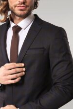 Plaid-Brown-Jacket-with-Handkerchief-Wessi-1