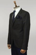 Plaid-Brown-Jacket-with-Handkerchief-Wessi-4