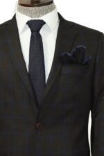 Plaid-Brown-Jacket-with-Handkerchief-Wessi-5