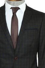 Plaid-Brown-Jacket-with-Handkerchief-Wessi-5