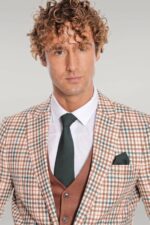 Plaid-Brown-Men-Suit-Wessi-2