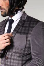 Plaid-Sleeve-Plaid-Chest-Smoked-Velvet-Blazer-Wessi-1