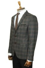 Plaid-Smoked-Jacket-with-Handkerchief-Wessi-2