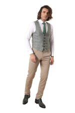 Set-of-Plaid-Blazer-and-Vest-Wessi-2