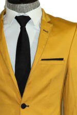 Single-Button-Collar-Garni-Tippet-Yellow-Jacket-Wessi-1