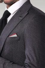Single-Button-Double-Vent-Pointed-Collar-Navy-Blue-Blazer-Wessi-1