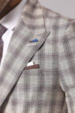Single-Button-Wide-Pointed-Collar-Beige-Blazer-Wessi-1