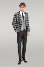 Slim-Fit-Patterned-Checked-Black-Men-Suit-Wessi-1