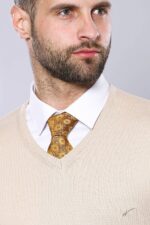 Slim-Fit-V-Neck-Long-Sleeve-Beige-Men-Knitwear-4