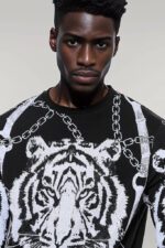 Tiger Patterned Slim Fit Black Sweatshirt