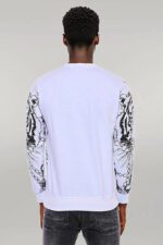 Tiger-Patterned-Slim-Fit-White-SweatshirtTiger-Patterned-Slim-Fit-White-Sweatshirt-Wessi-3