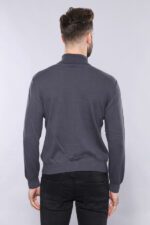 Turtleneck-Smoked-Sweater-Wessi-4