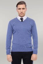 V-Neck-Blue-Mens-Knitwear-Wessi-1