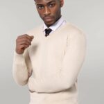 V Neck Cream Sweater - Wessi