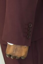 Wide-Peak-Collar-Slim-Fit-Burgundy-Men-Double-Breasted-Suit-Wessi-3