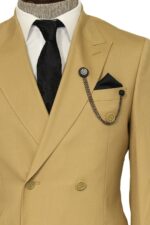 Wide-Peak-Collar-Slim-Fit-Cream-Men-Double-Breasted-Suit-Wessi-1
